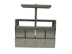 Presse-mottes inox 4x50 DUMTIS fabrication belge outil maraîchage